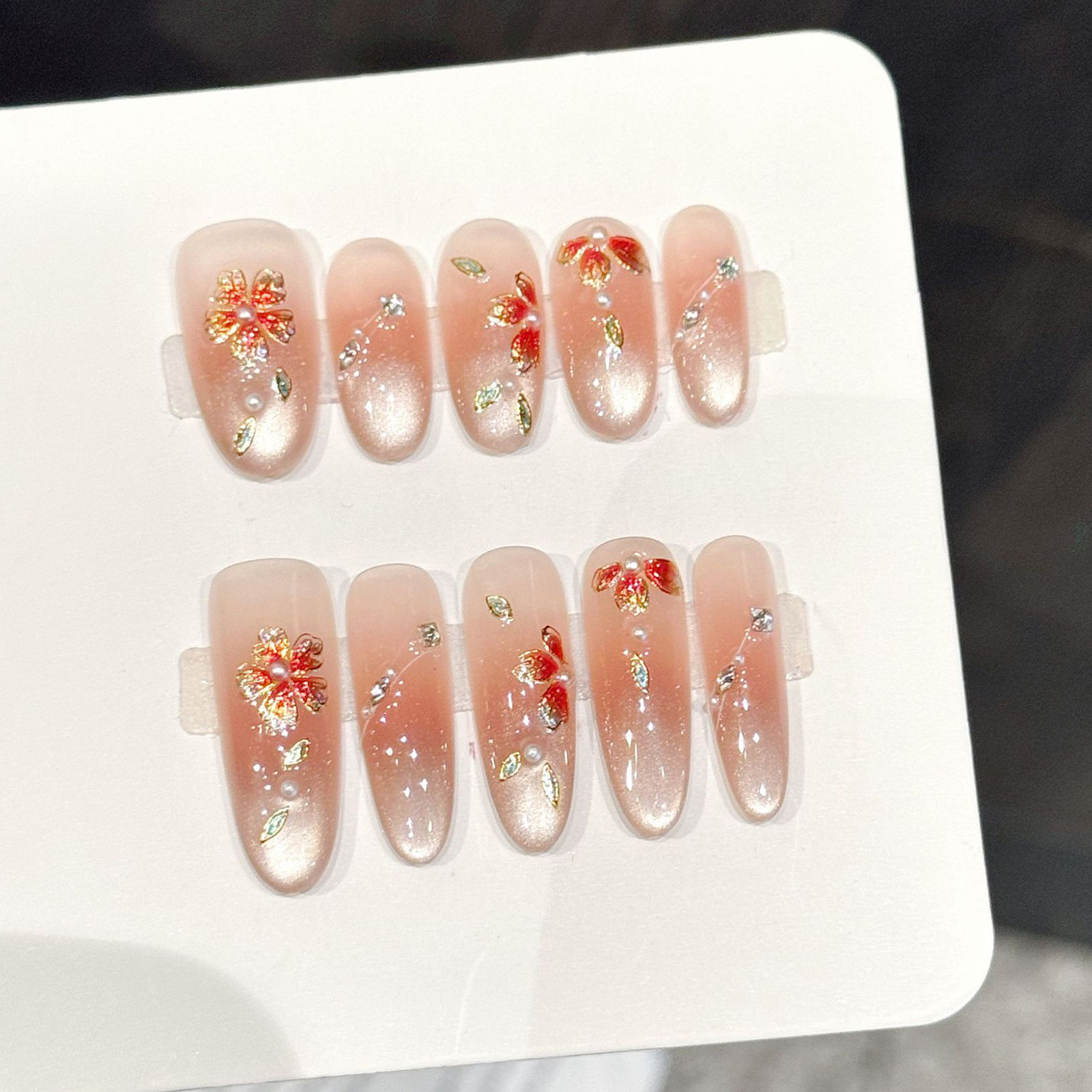 10 pezzi di unghie finte fatte - Resin Art Of Flowers recensione e prezzo